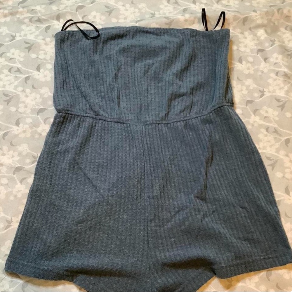 SHEIN Slate Blue Ribbed Strapless Romper - Picture 1 of 4